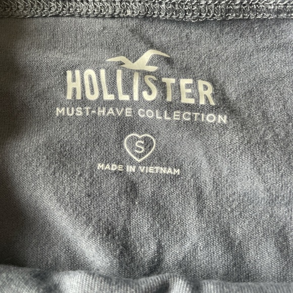 Hollister Blue Short Sleeve Top - Picture 2 of 5